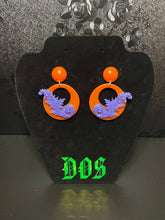 Load image into Gallery viewer, Gilded Groove Earrings
