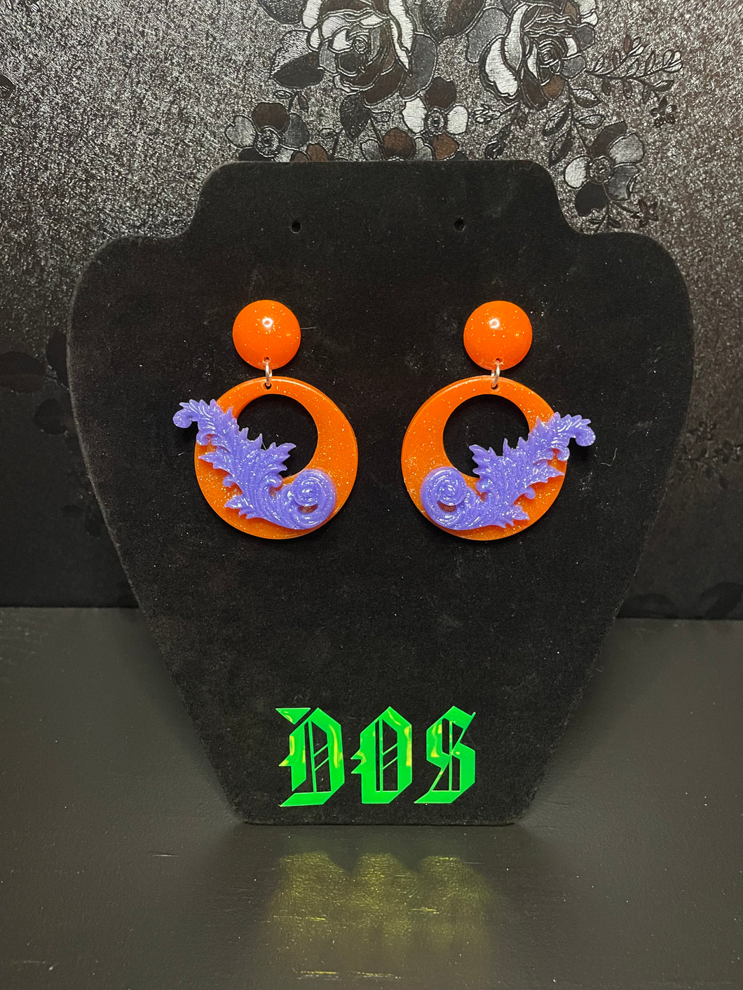 Gilded Groove Earrings